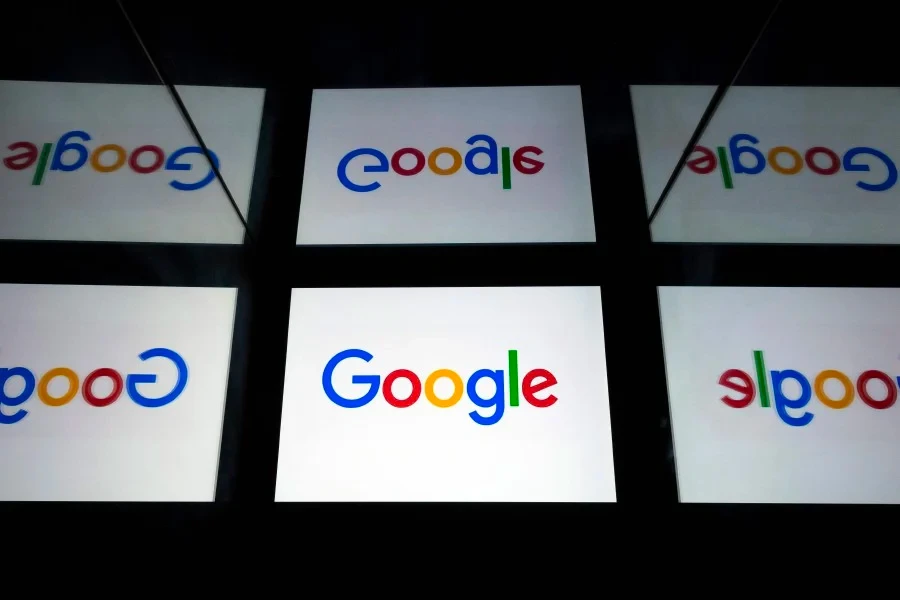 Logo Google xuất hiện trên các trình duyệt web tìm kiếm. Ảnh: AFP