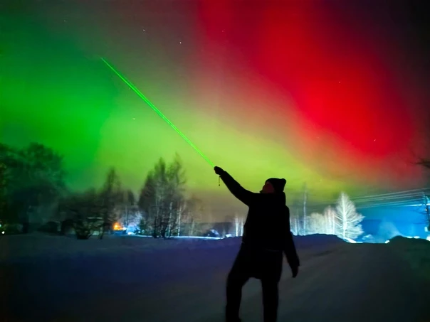 Cực quang ngoạn mục xuất hiện tại Nga