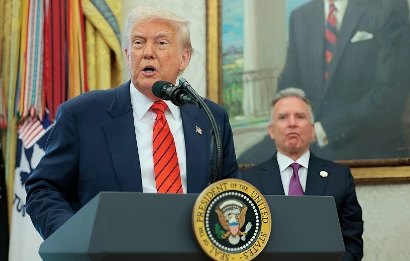 Ông Trump kêu gọi lệnh ngừng bắn 30 ngày giữa Nga và Ukraine, cảnh báo trừng phạt bổ sung