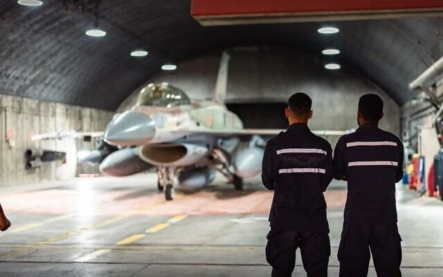 trục kháng chiến