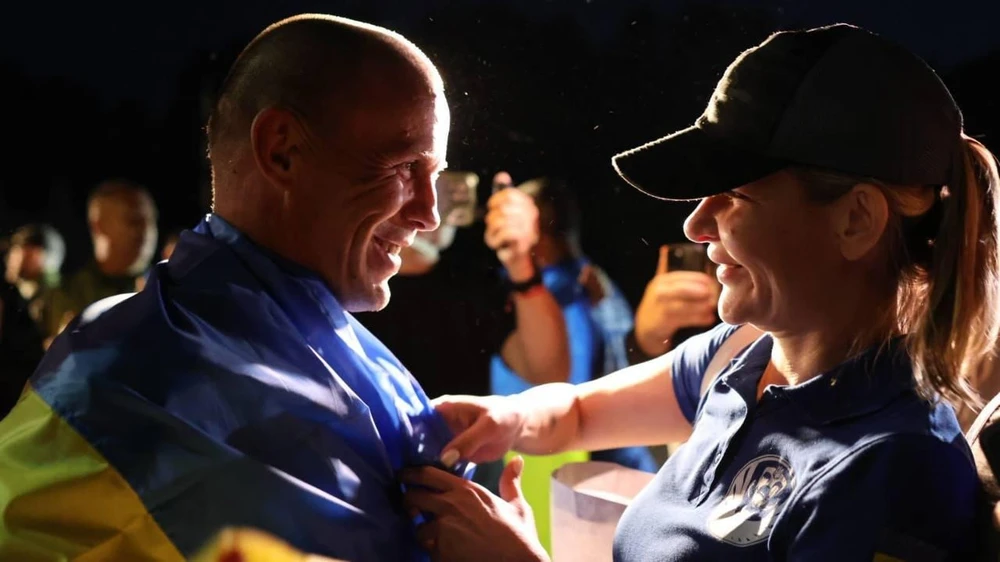 trao đổi tù binh