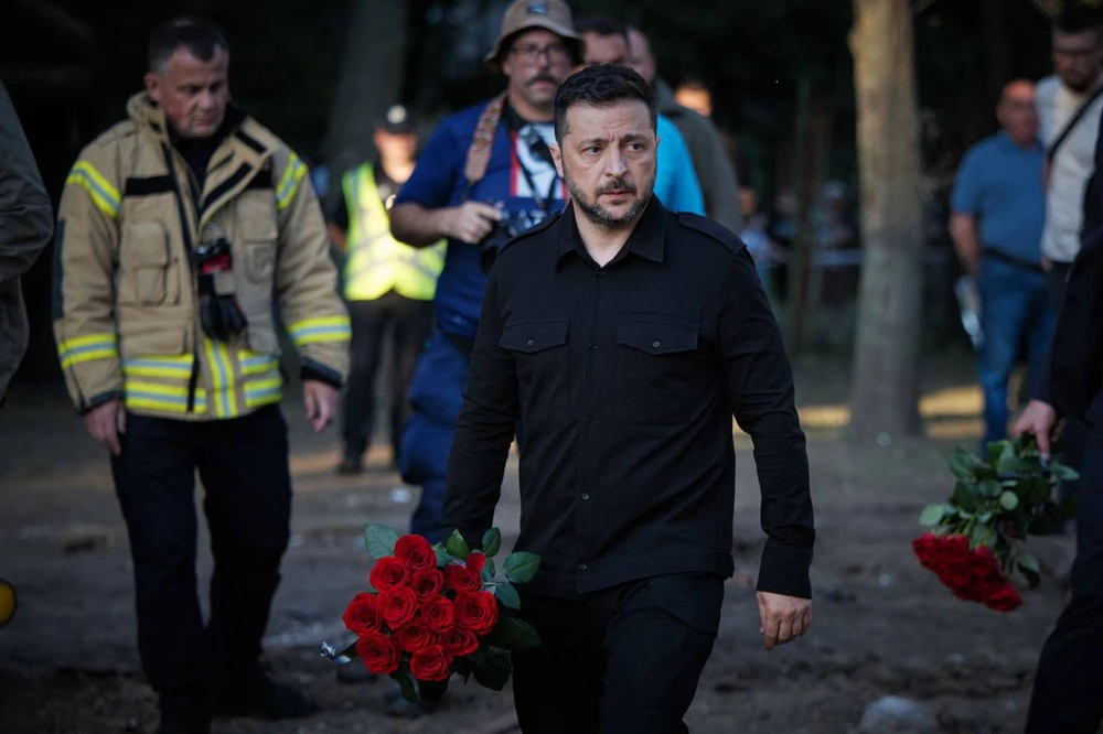 Kiev bị nã hàng trăm UAV