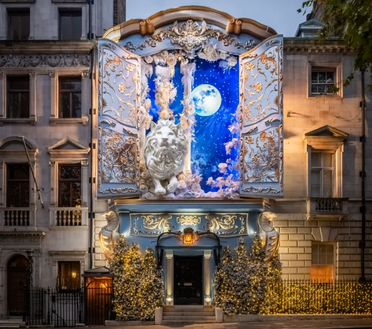 Hộp đêm Annabel’s ở quảng trường Berkeley Square luôn trang hoàng Giáng sinh rất công phu mỗi năm. Ảnh: Annabel’s