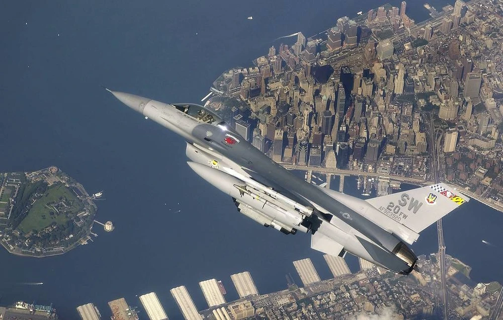 The U.S. National Archives Bộ tư lệnh Bắc Mỹ điều máy bay tới Greenland .jpg