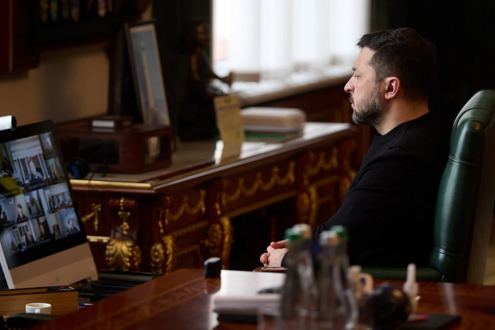 Ông Zelensky lo khả năng Mỹ - Nga đạt thỏa thuận 'vượt mặt' Ukraine.jpg