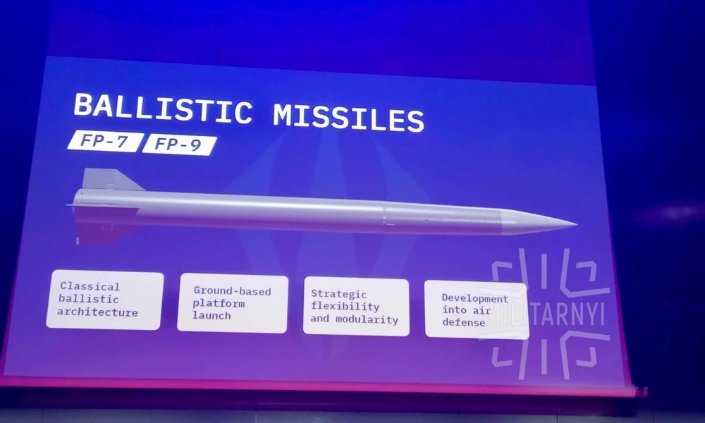 Công ty quốc phòng Ukraine thử nghiệm tên lửa đạn đạo mới, tuyên bố có thể vươn tới thủ đô Moscow.jpg