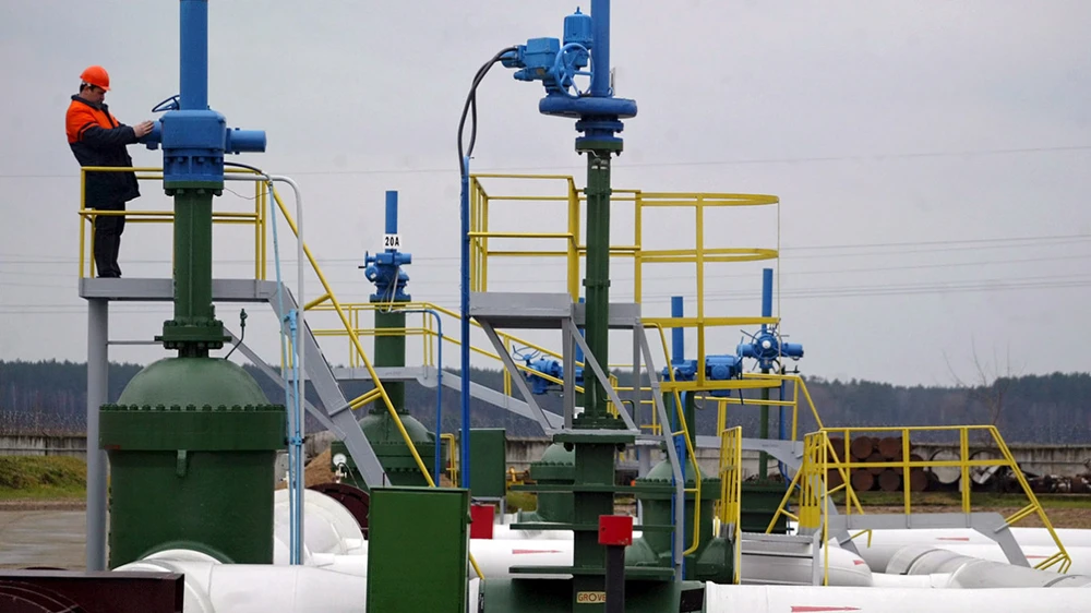 EU ‘bật đèn xanh’ gói vay 90 tỉ euro cho Ukraine sau khi gỡ nút thắt đường ống dầu.jpeg