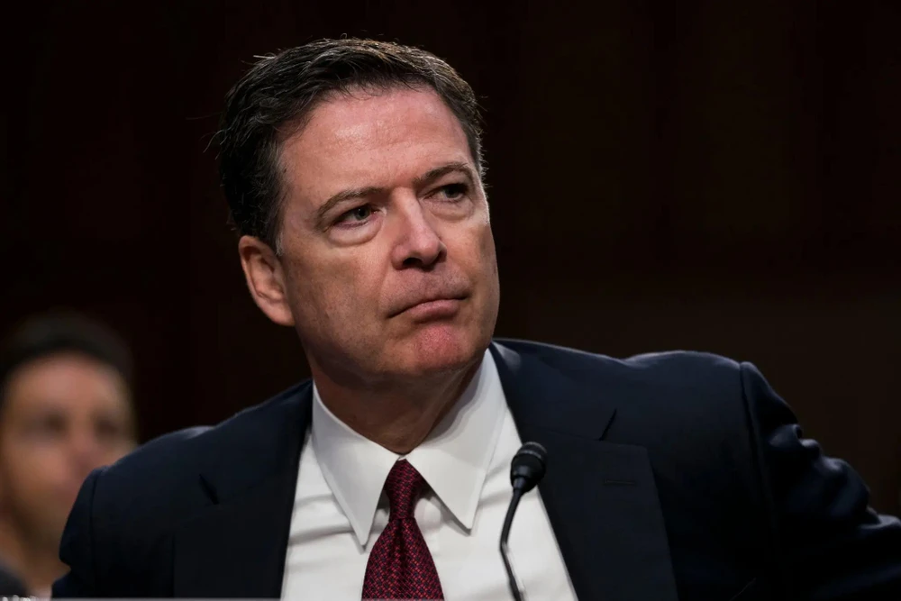 cựu giám đốc FBI mỹ truy tố đe dọa tính mạng ông Trump.jpg