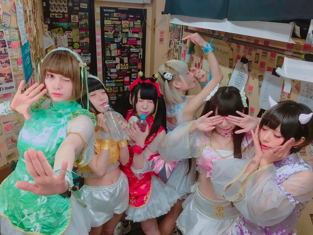 nhật idol underground .jpeg