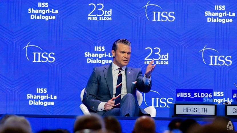 Bộ trưởng Quốc phòng Mỹ Pete Hegseth phát biểu tại Đối thoại Shangri-La lần thứ 23 ở Singapore, ngày 30-5. Ảnh: CNA
