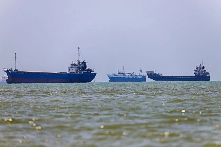 iran mỹ hormuz.jpg