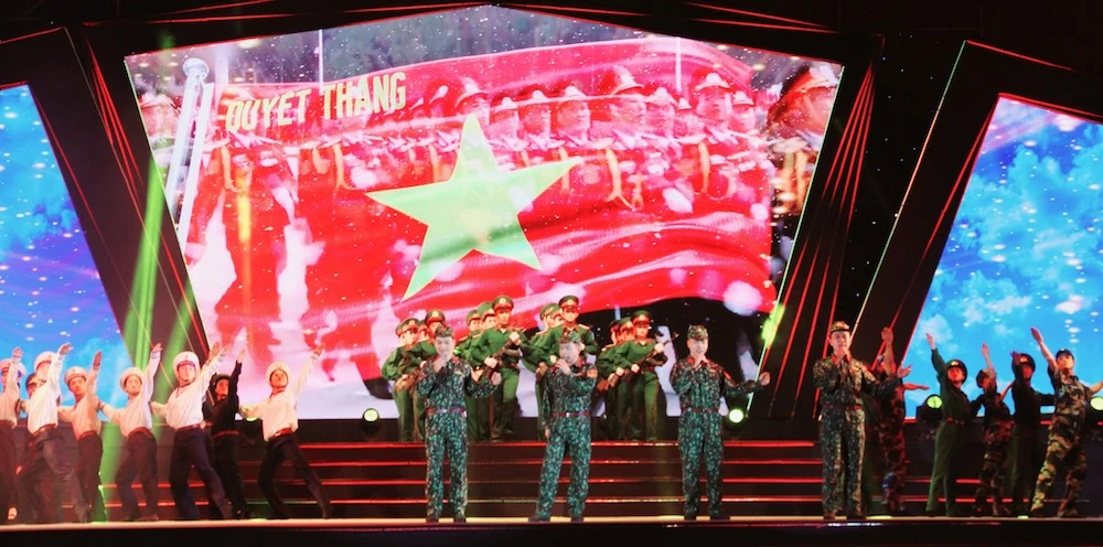 Vang mãi khúc quân hành