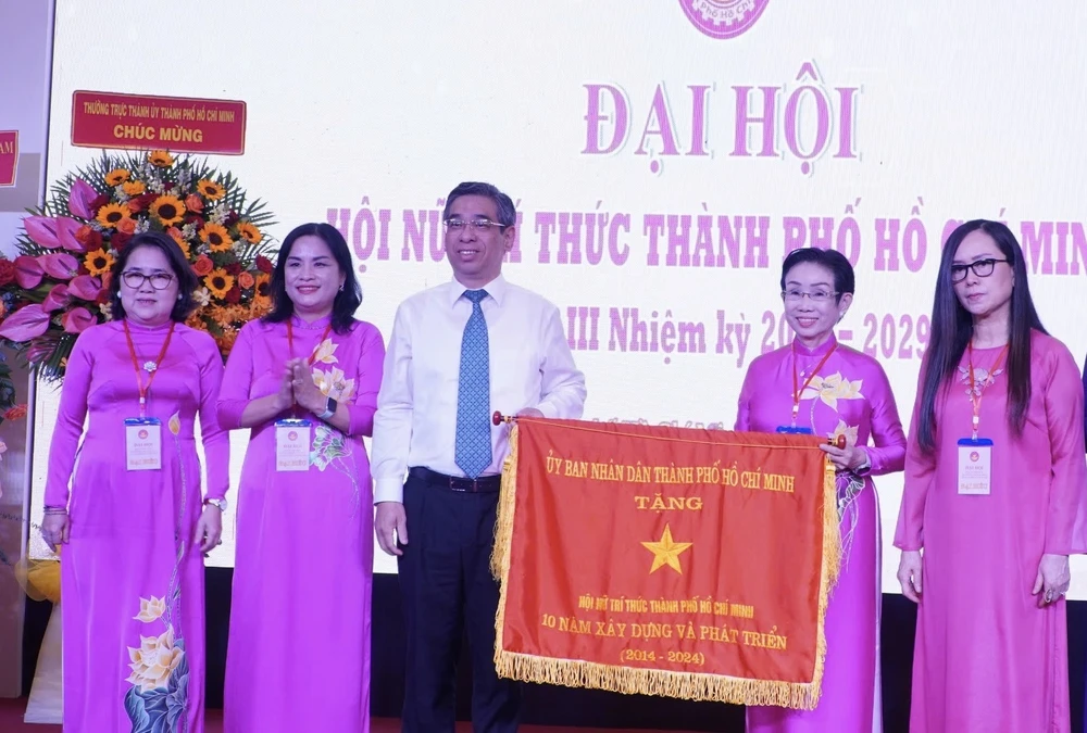 hội nữ trí thức 6.jpg