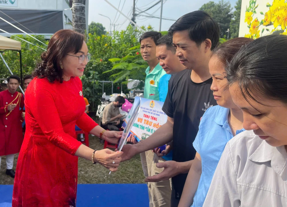 ngày hội công nhân .jpeg