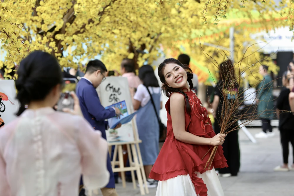 Lễ hội Tết việt 1.jpg