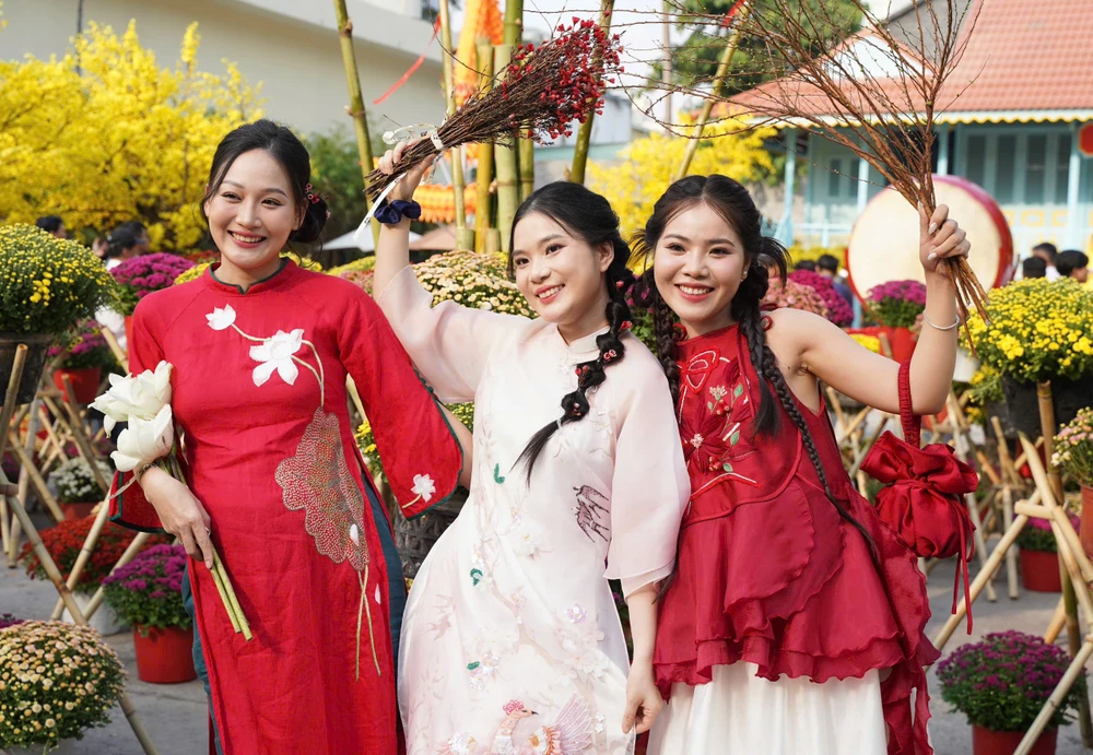 Lễ hội Tết việt 3.jpeg