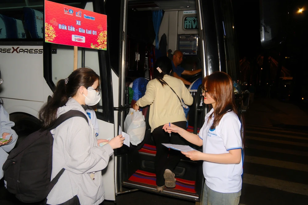 chuyến xe mùa xuân 18.jpg