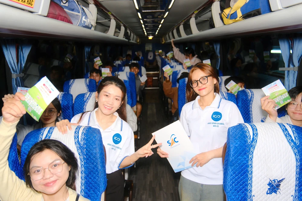 chuyến xe mùa xuân 19.jpg