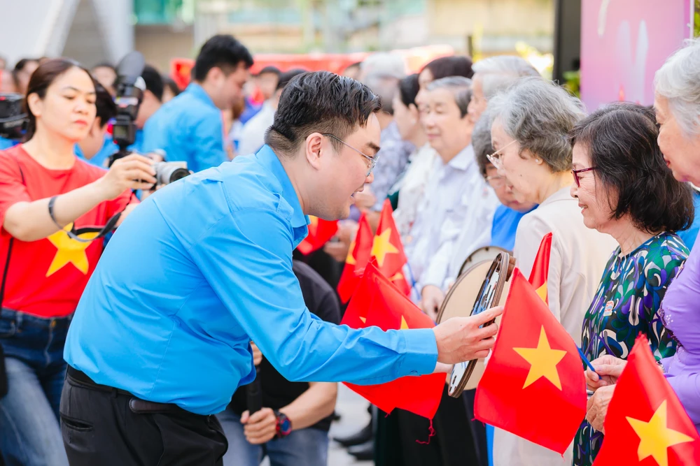 Tôi yêu Tổ quốc tôi 12.jpeg