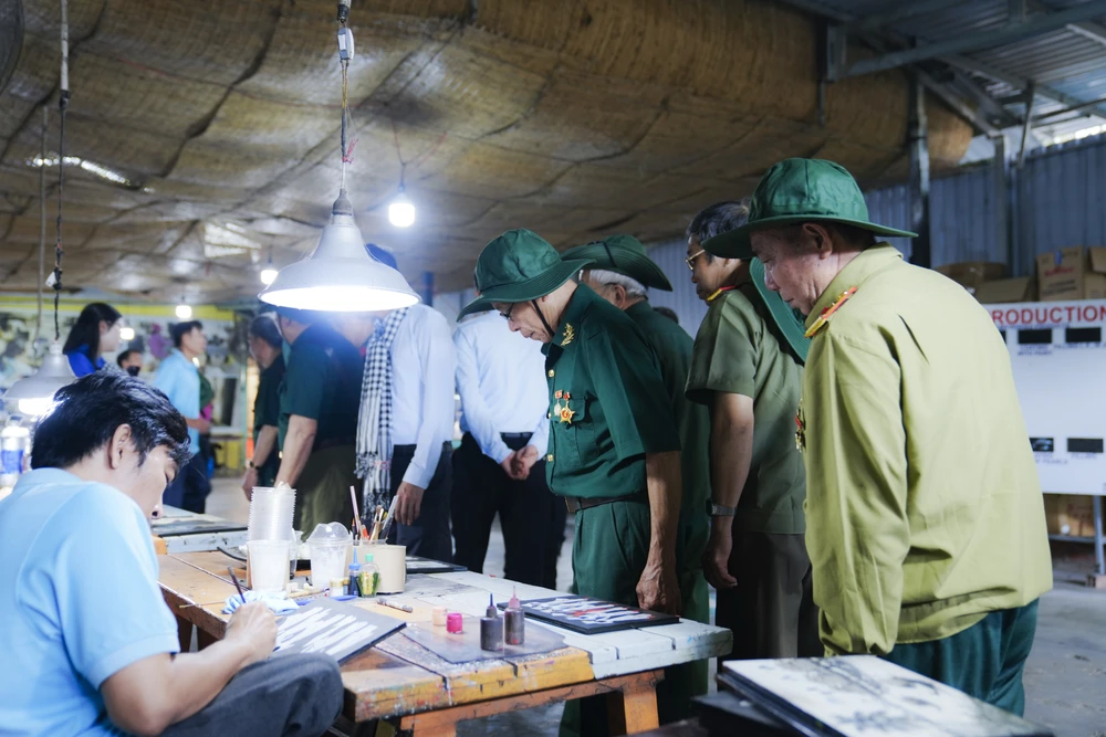 Đại thắng mùa Xuân 12 - LC.jpeg