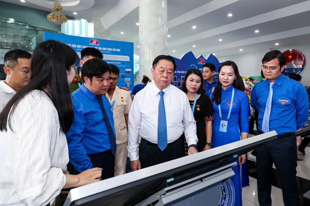 thanh niên tiên tiến 2.jpg