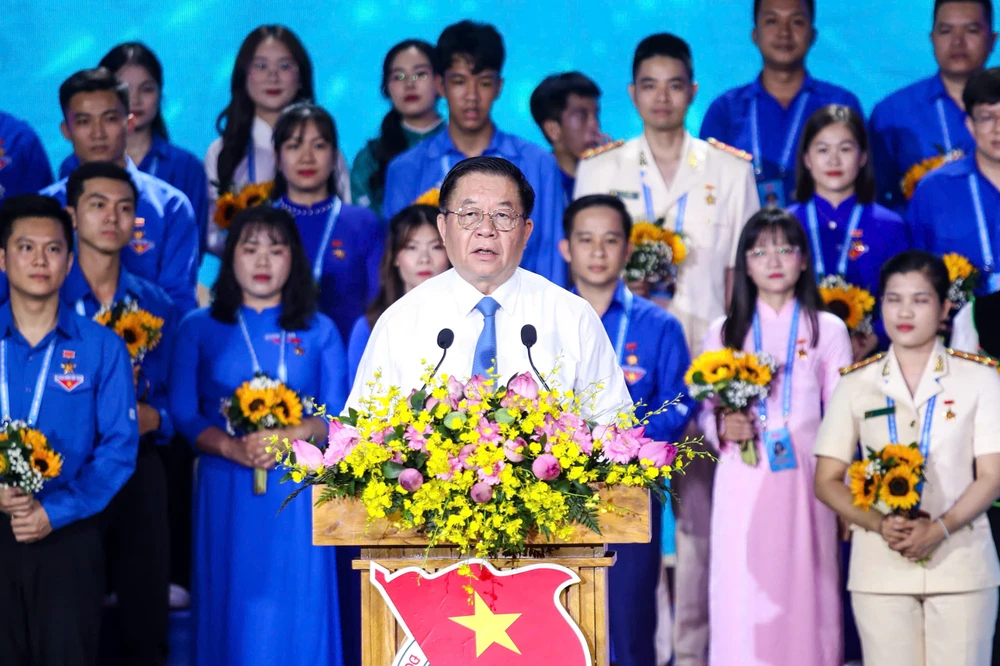 thanh niên tiên tiến 4.jpg