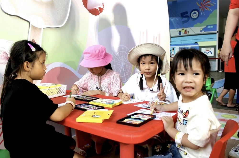 hoạt động hè 4(1).jpg