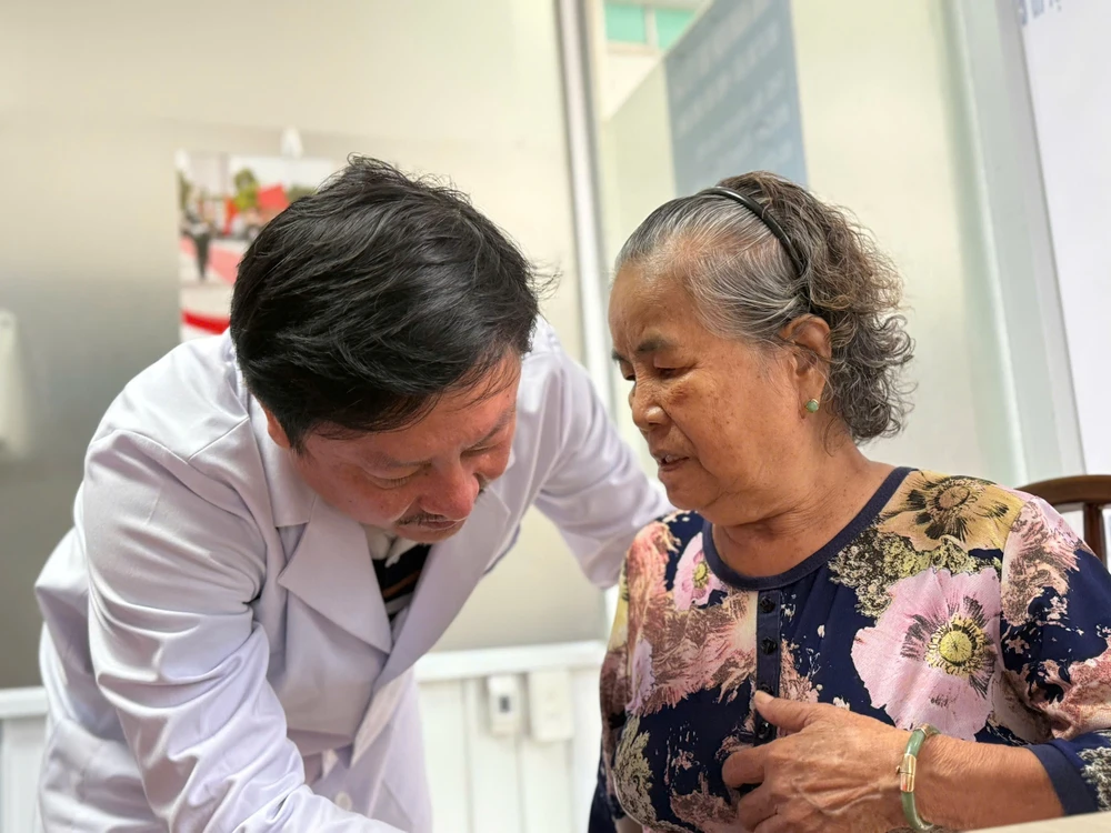 người có công 11.jpg