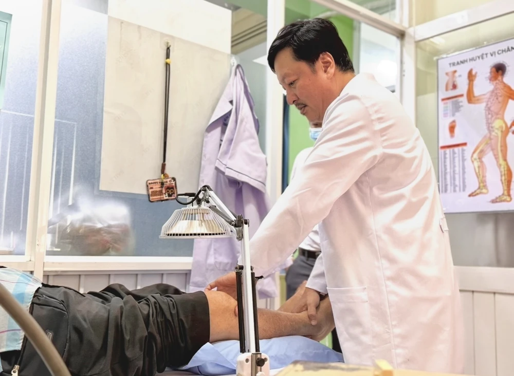 người có công 14.jpg