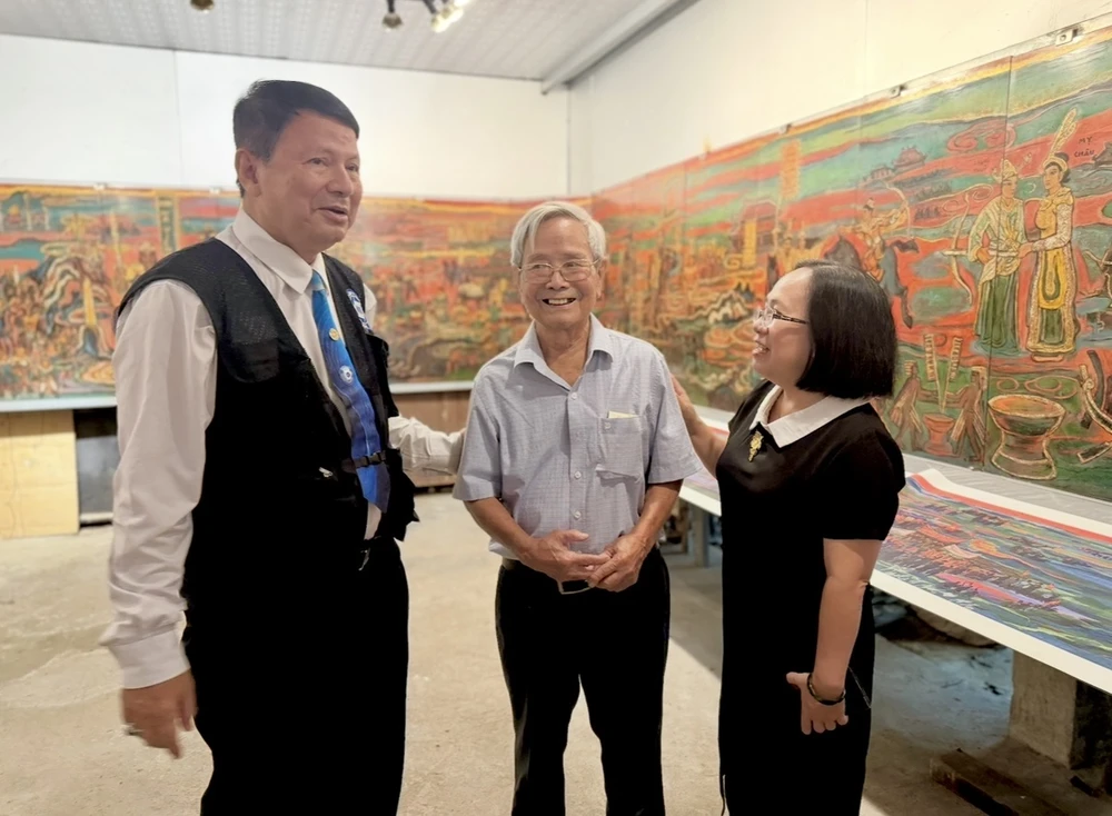 văn nghệ sĩ (2).jpg