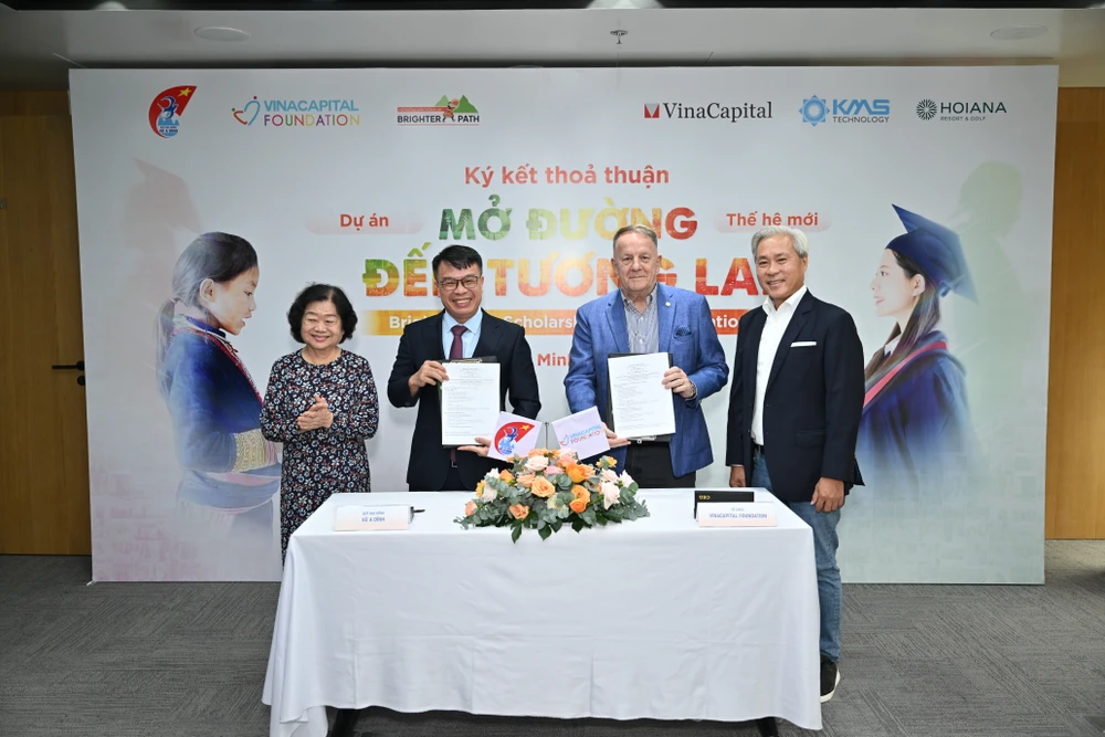 mở đường đến tương lai 2.jpg