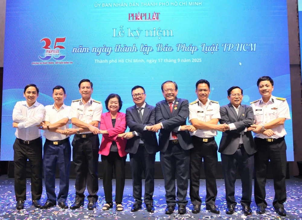 Pháp Luật TP.HCM.jpg