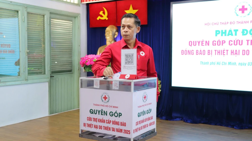 bà con vùng bão (2).jpg