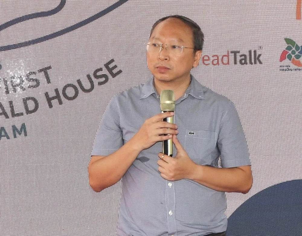 gia đình bệnh nhi.jpg