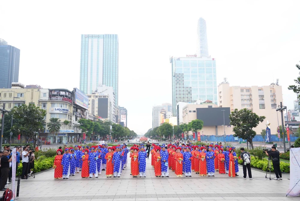 Lễ cưới tập thể (4).jpg