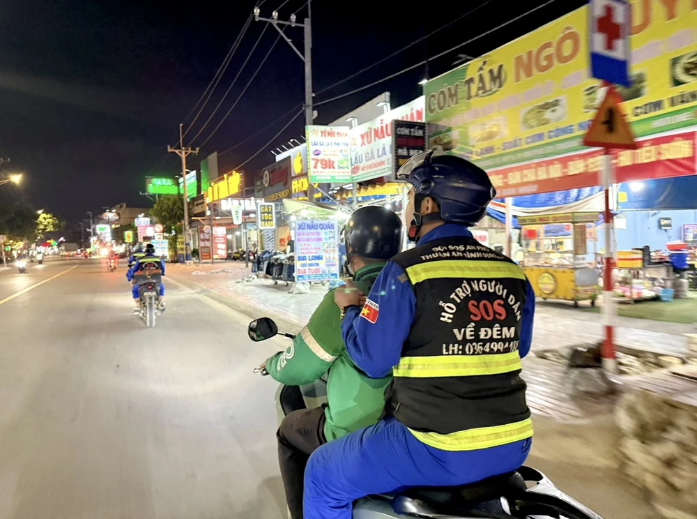 thanh niên tình nguyện (12).jpg