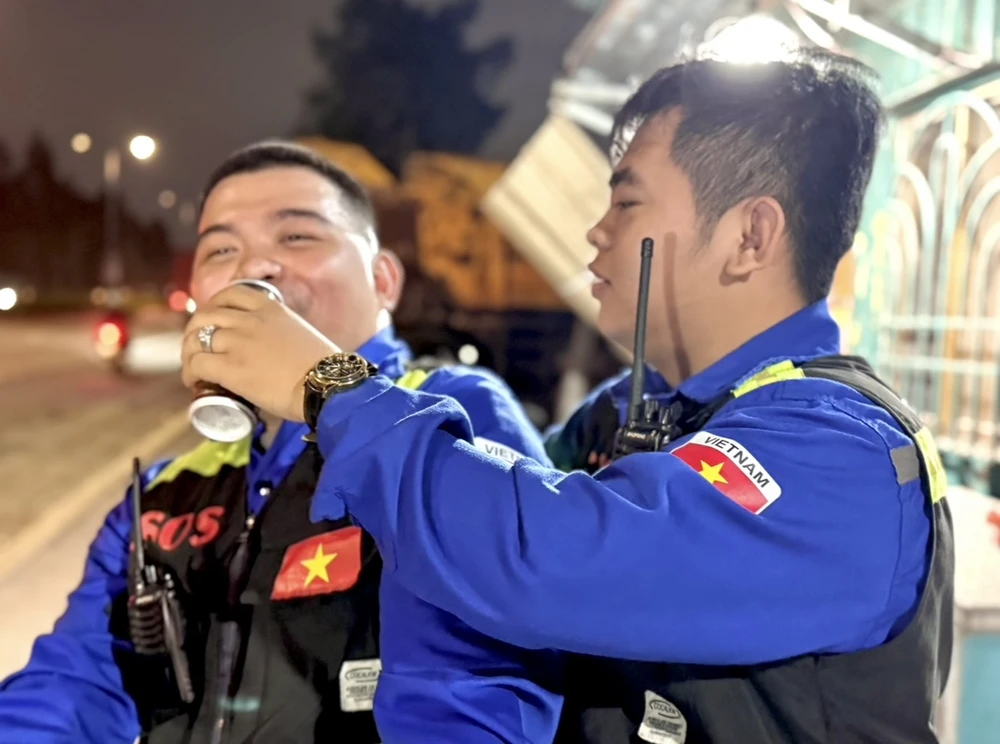 thanh niên tình nguyện (15).jpg