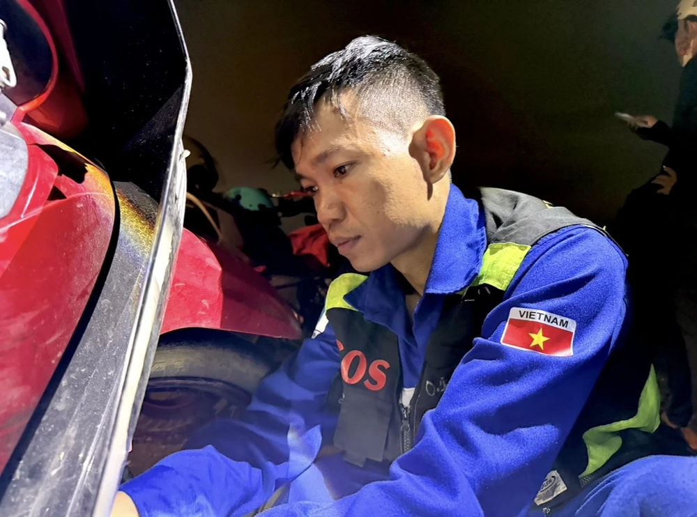 thanh niên tình nguyện (3).jpg