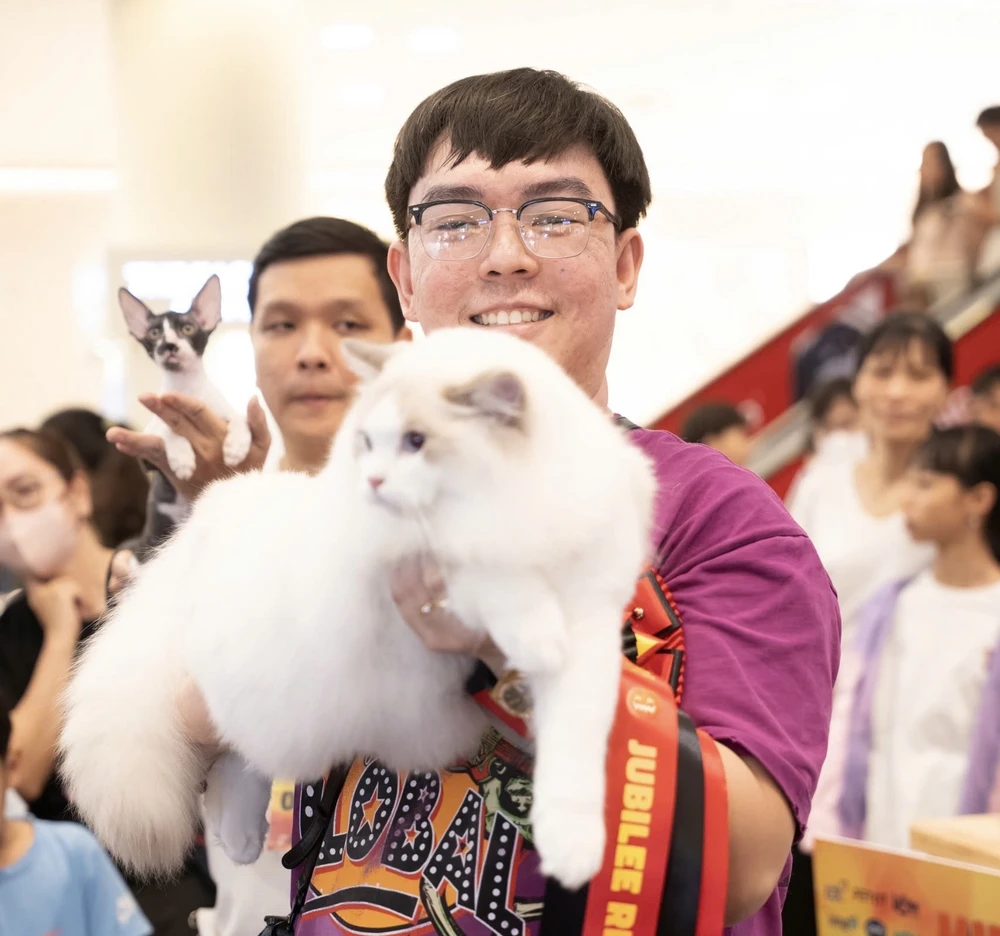 xấu nhất thế giới (1).jpg