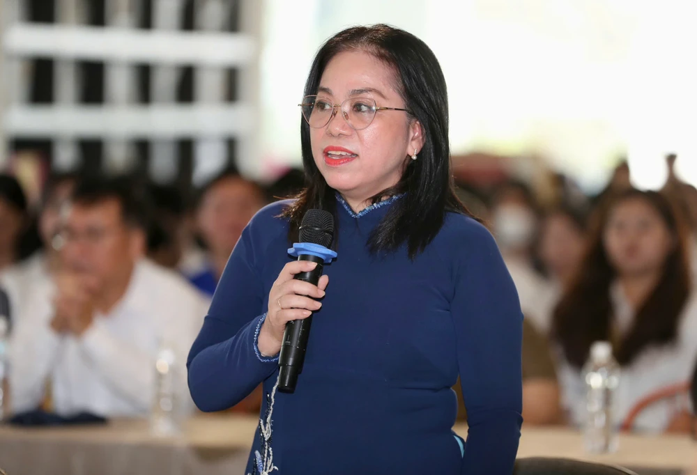 lao động trẻ.jpg