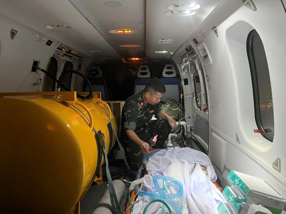 Cấp cứu mở ngực (1).jpg