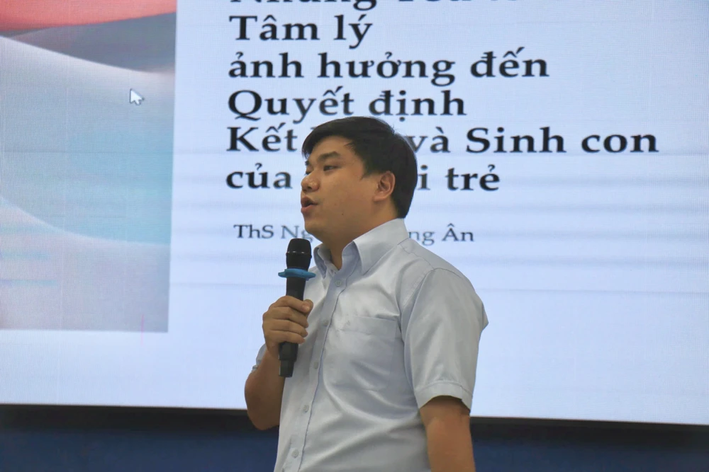 sinh hai con (5).jpg