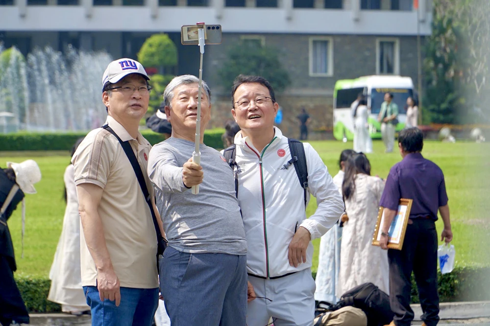 ngày đầu năm (3).jpg