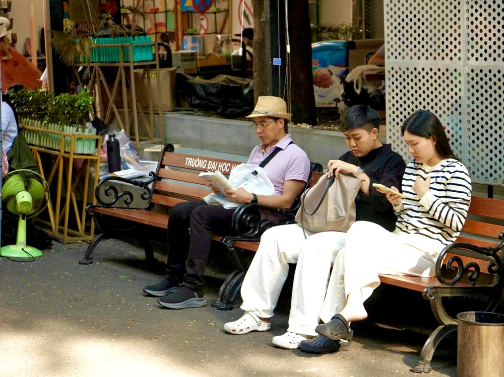 đường sách (1).jpg