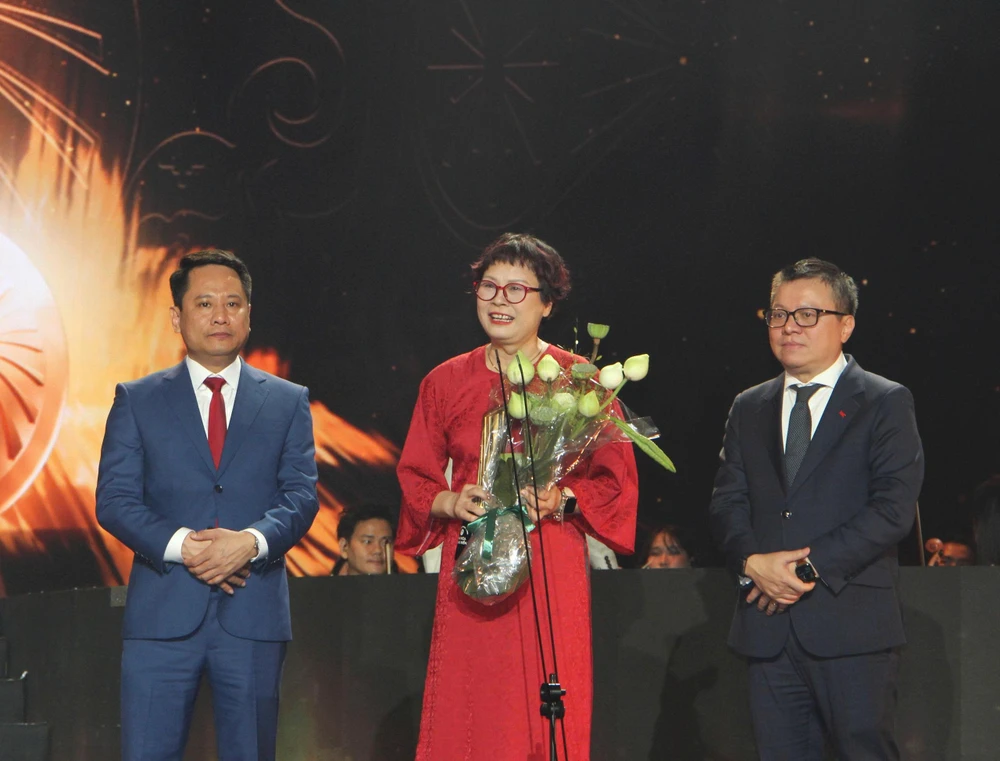 Tinh hoa Việt (3).jpg