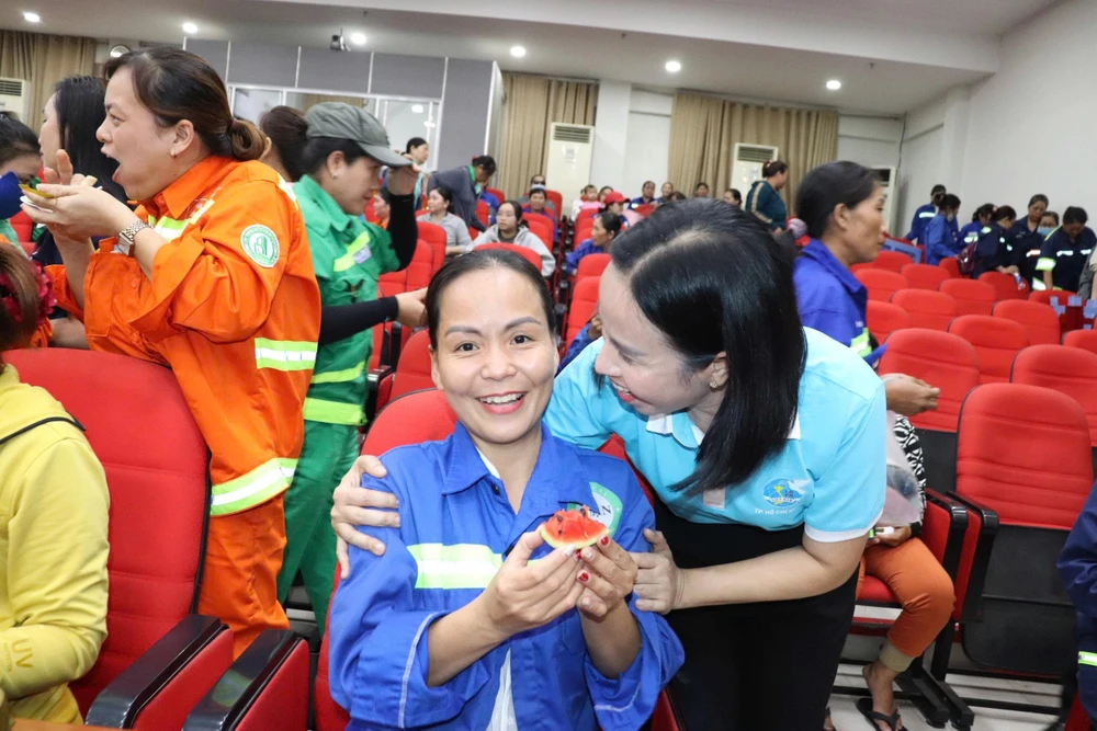 Xuân yêu thương (1).jpg