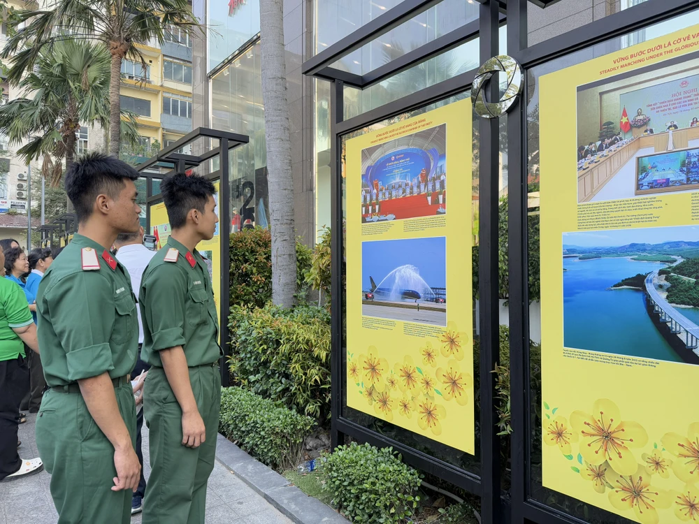 triển lãm ảnh (3).jpg