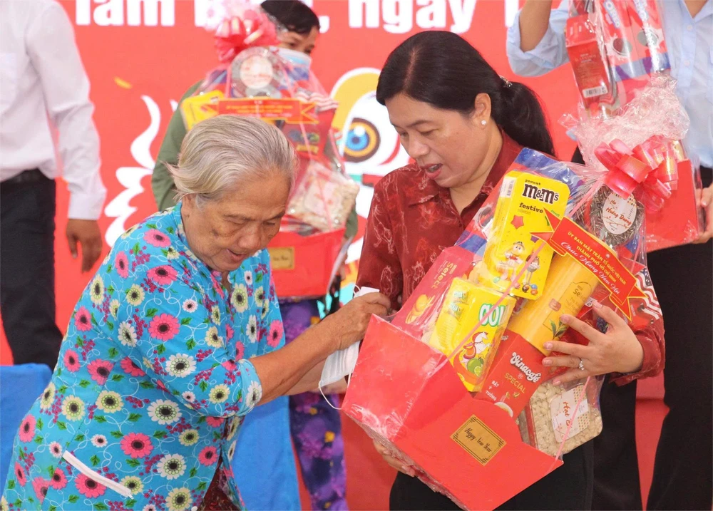 hoàn cảnh khó khăn.jpg