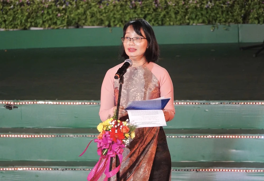 Chợ Hoa Xuân (1).jpg