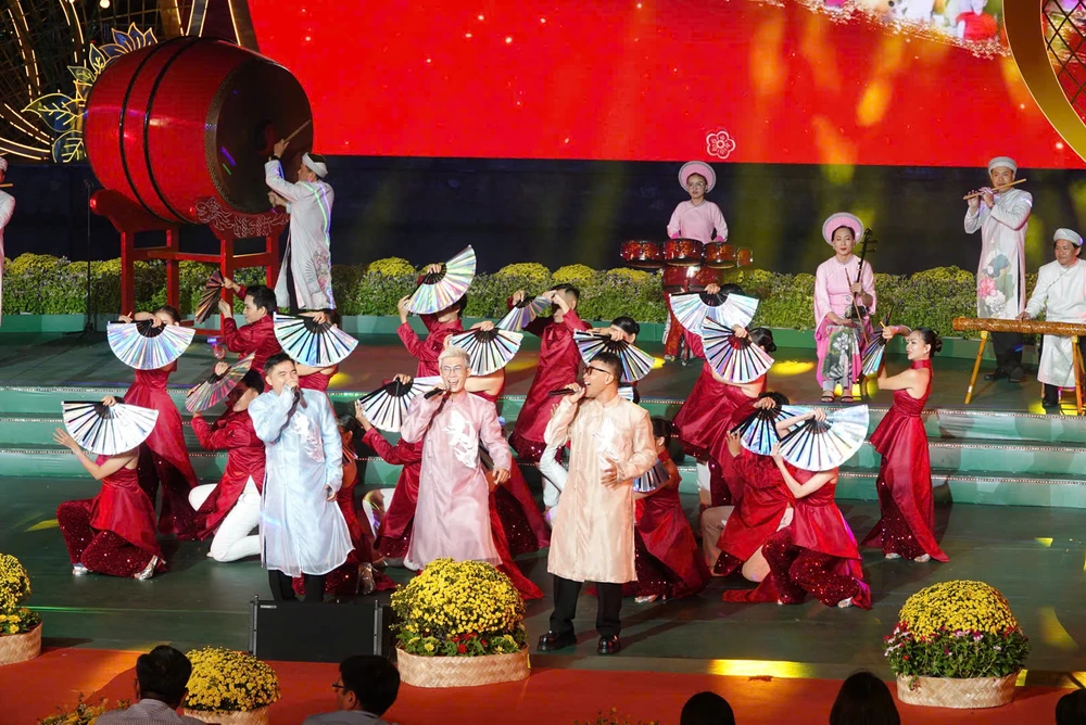 Chợ Hoa Xuân (3).jpg